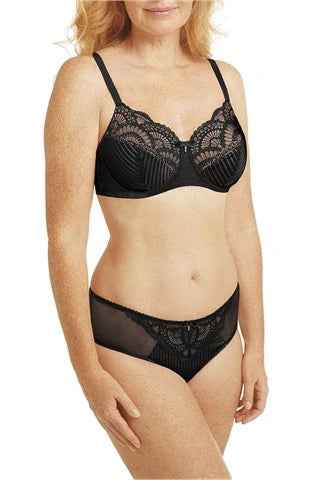 Karolina Padded Wire-Free Bra - Black